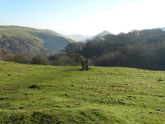 The view of Thorpe Cloud, from a point adjacent to Air Cottage, Ilam, December 2016